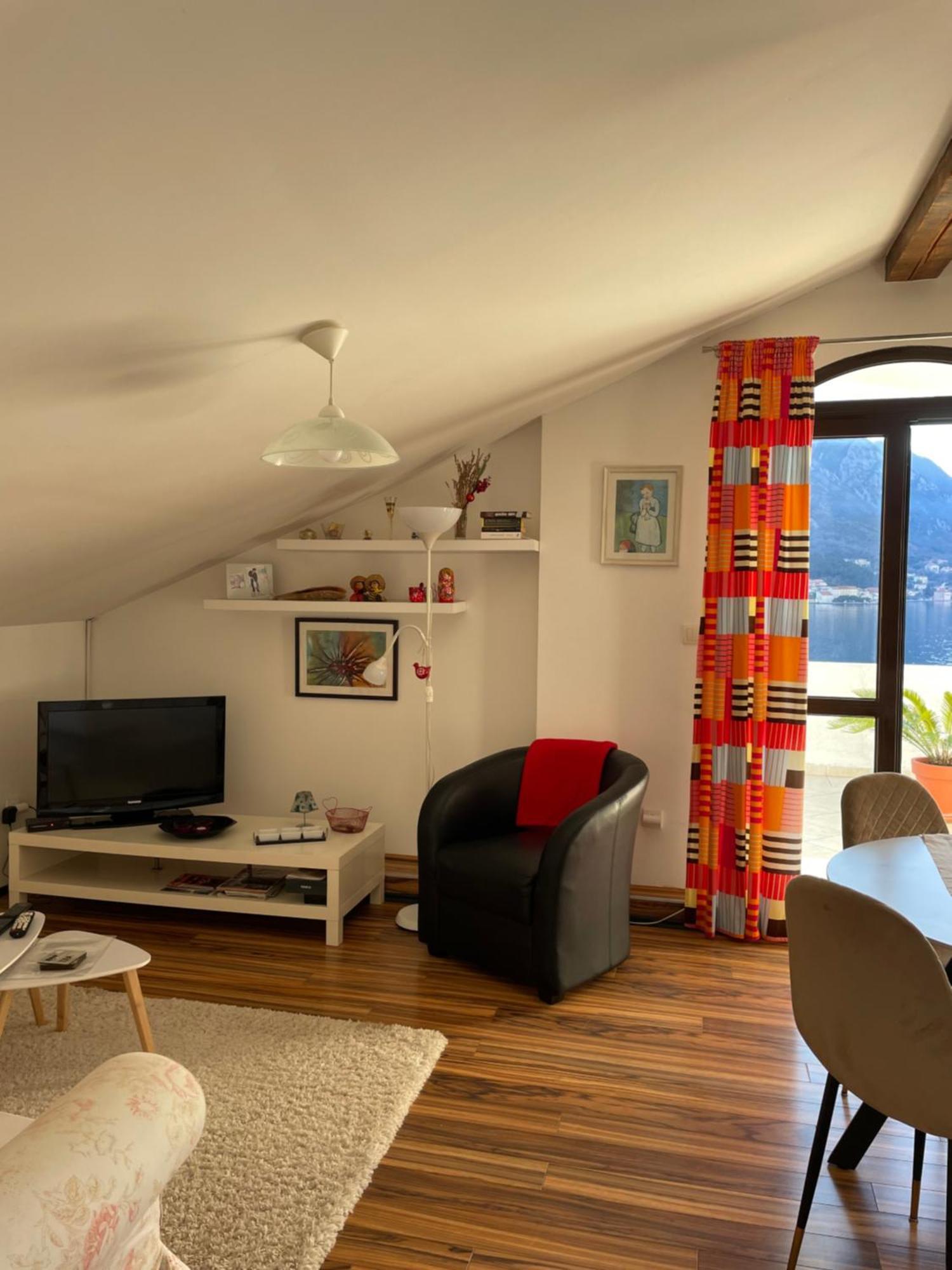 Apartment Jovana Kotor Eksteriør bilde
