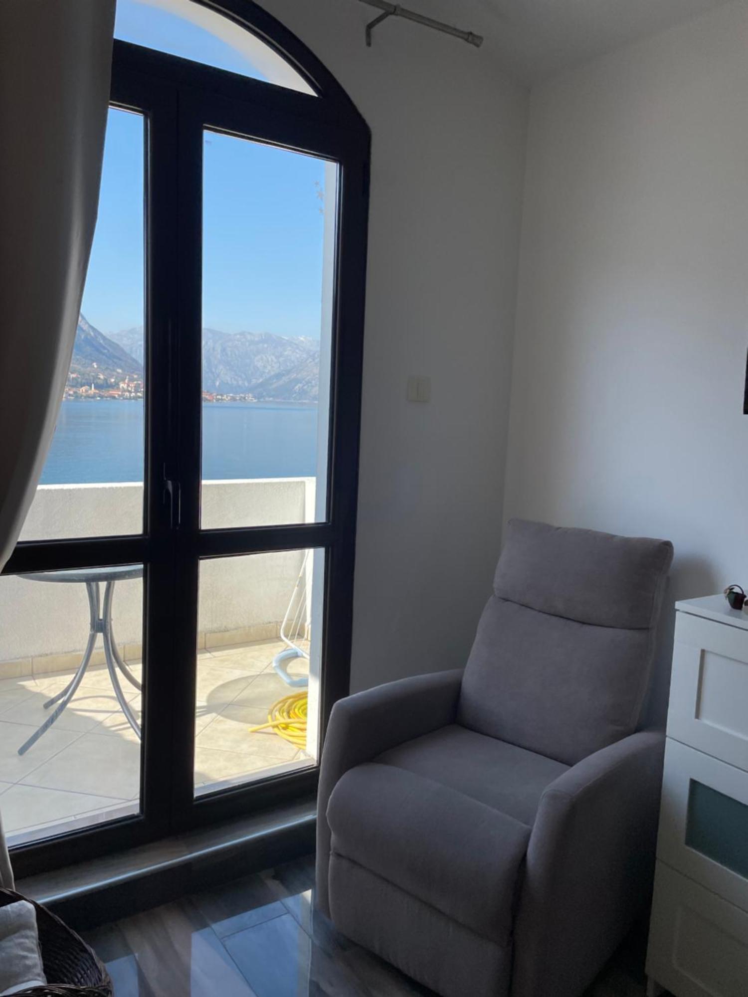 Apartment Jovana Kotor Eksteriør bilde