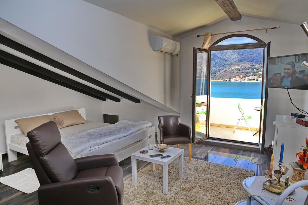 Apartment Jovana Kotor Eksteriør bilde