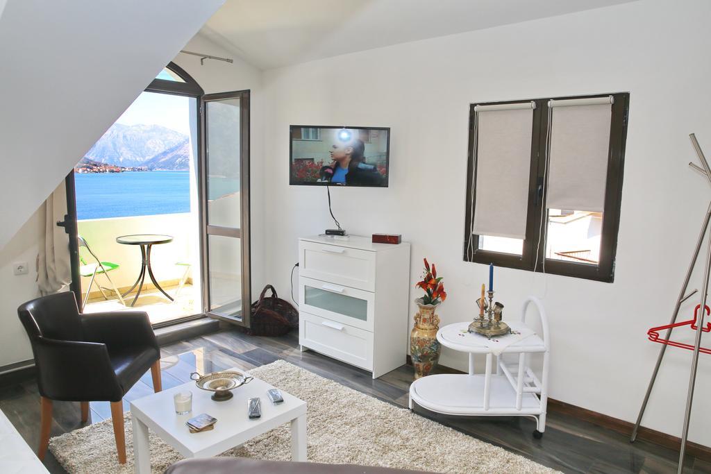 Apartment Jovana Kotor Eksteriør bilde